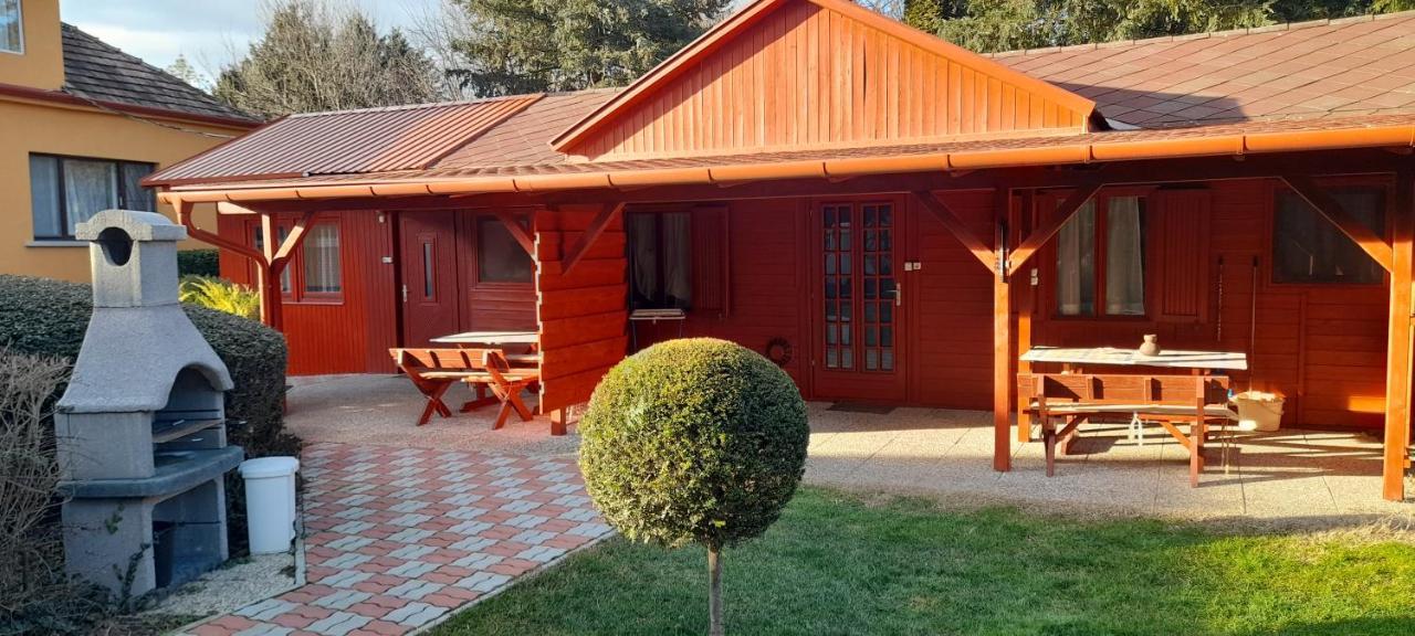 Keri Apartman Mosonmagyarovar Exterior foto