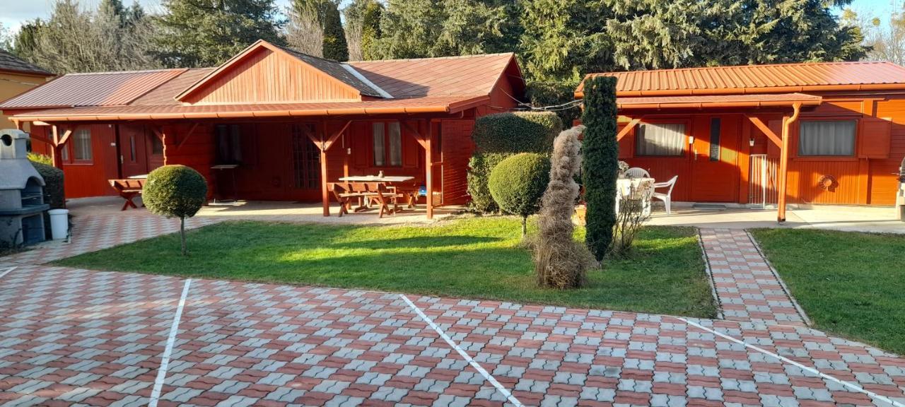 Keri Apartman Mosonmagyarovar Exterior foto
