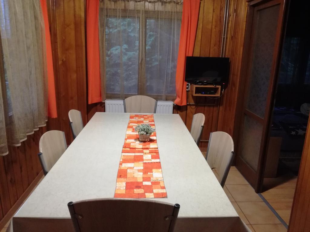 Keri Apartman Mosonmagyarovar Exterior foto